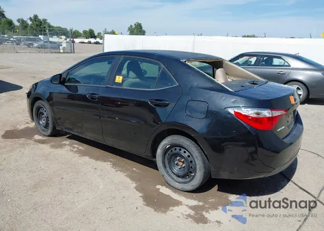 2015 Toyota Corolla Le z USA, uszkodzony, nr VIN 5YFBURHE4FP304755